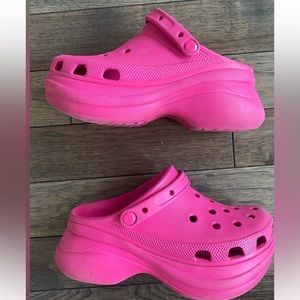 Bae Crocs Platforms in Pink size 8
